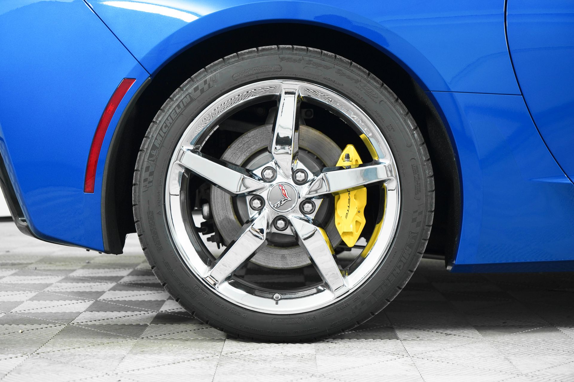 2014 Chevrolet Corvette Stingray Base 3LT photo 12