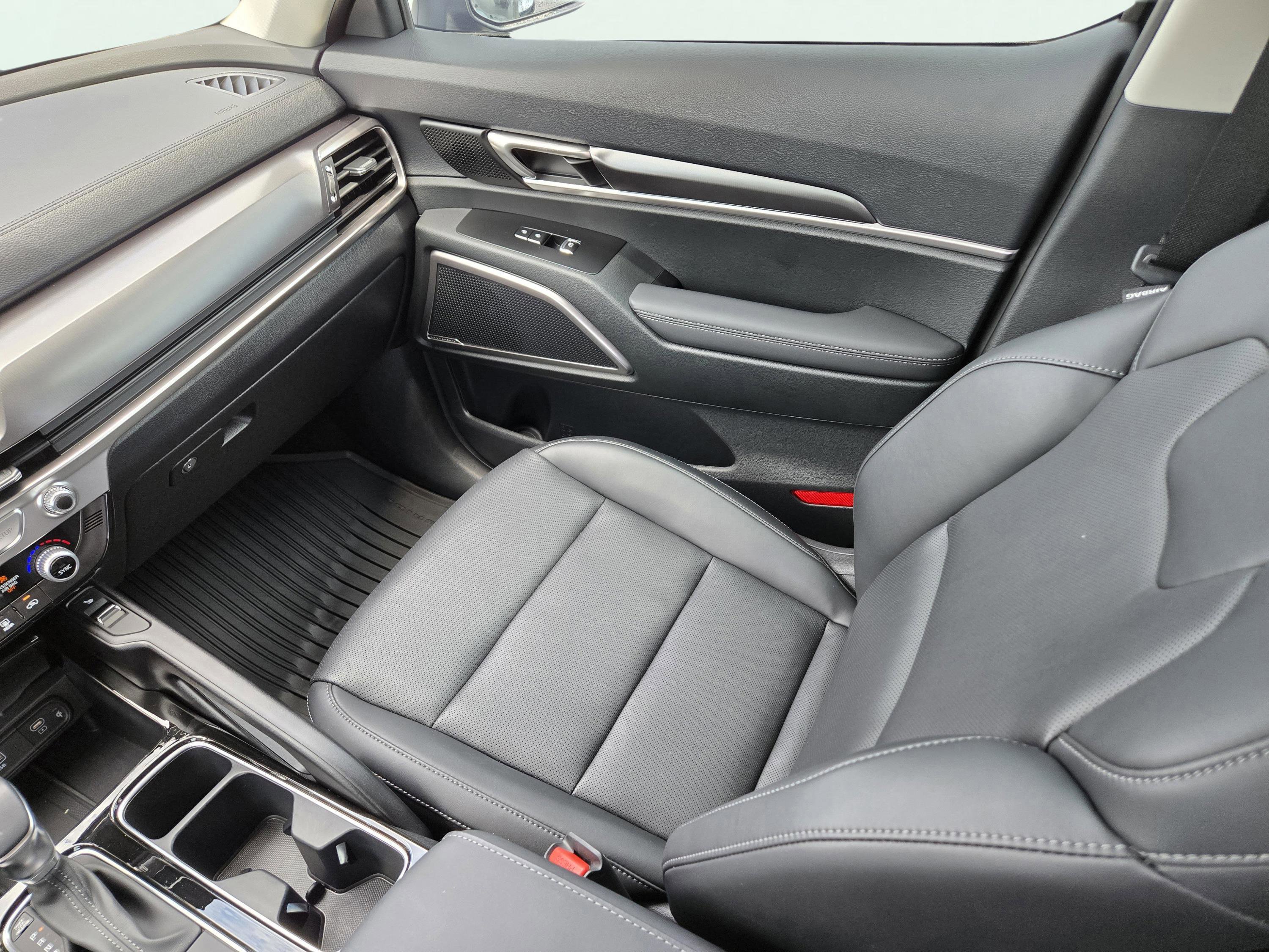 2025 Kia Telluride S photo 20