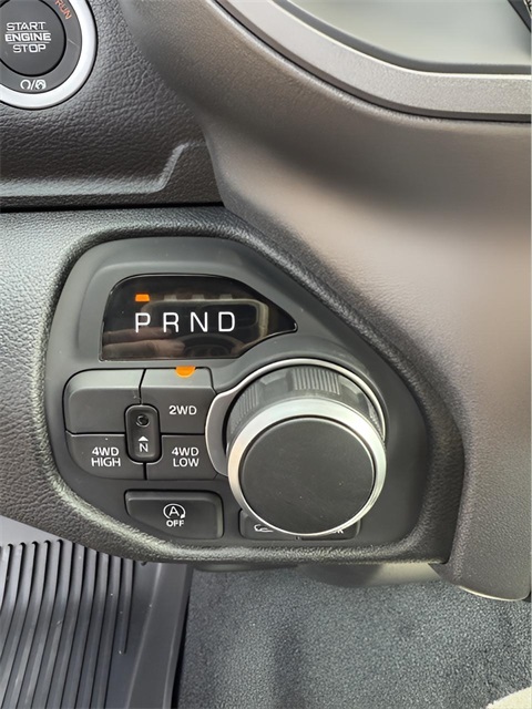 2026 Ram 1500 Warlock photo 12