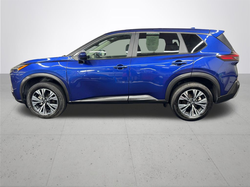 2023 Nissan Rogue SV photo 2