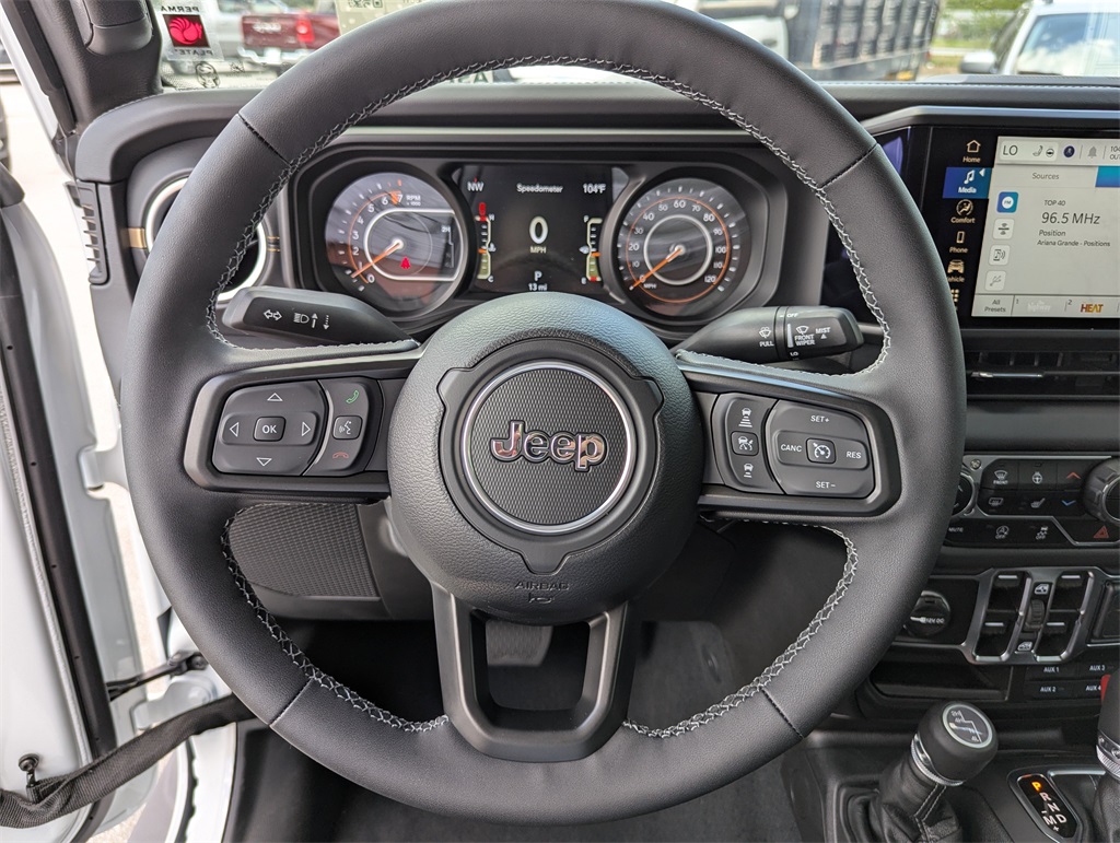 2025 Jeep Gladiator Sport photo 23
