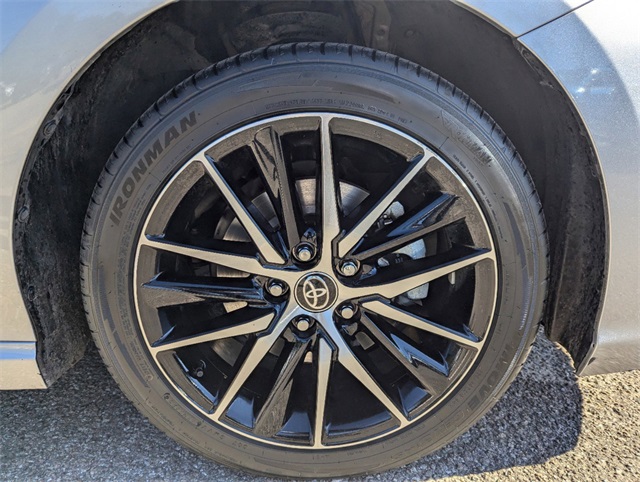 2023 Toyota Camry SE photo 10