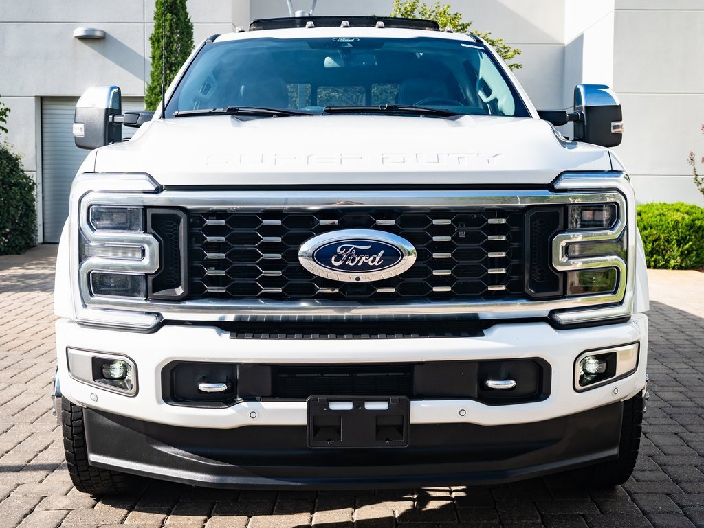 2024 Ford F-450 photo 2