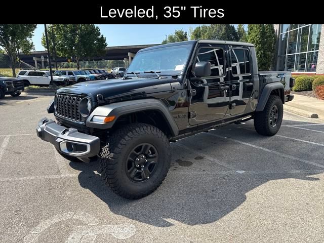 2025 Jeep Gladiator Sport's photo