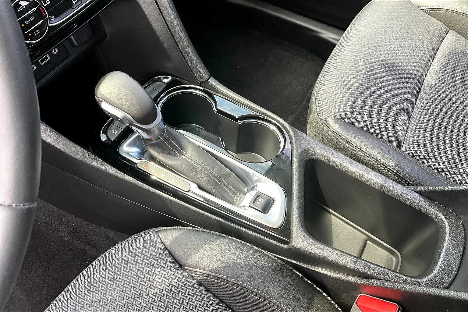 2022 Buick Encore GX Select photo 16