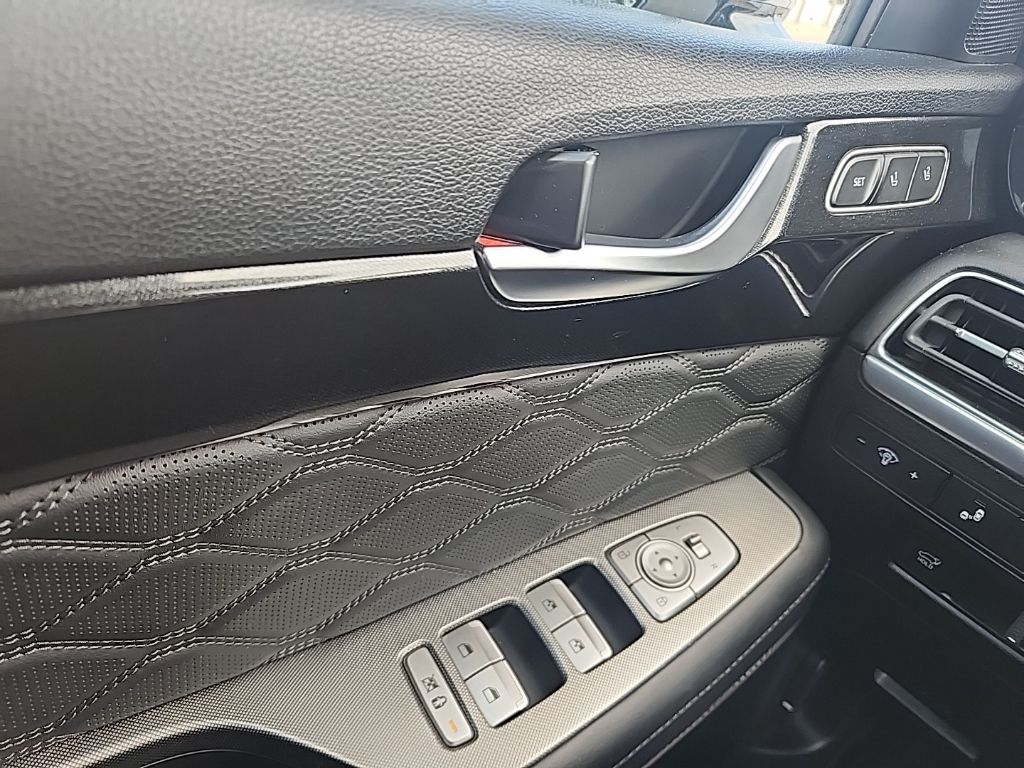 2022 Hyundai Palisade Calligraphy photo 12