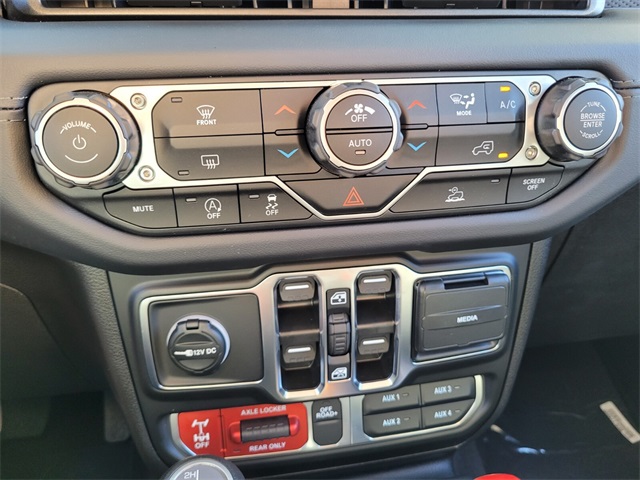 2025 Jeep Gladiator Mojave photo 25