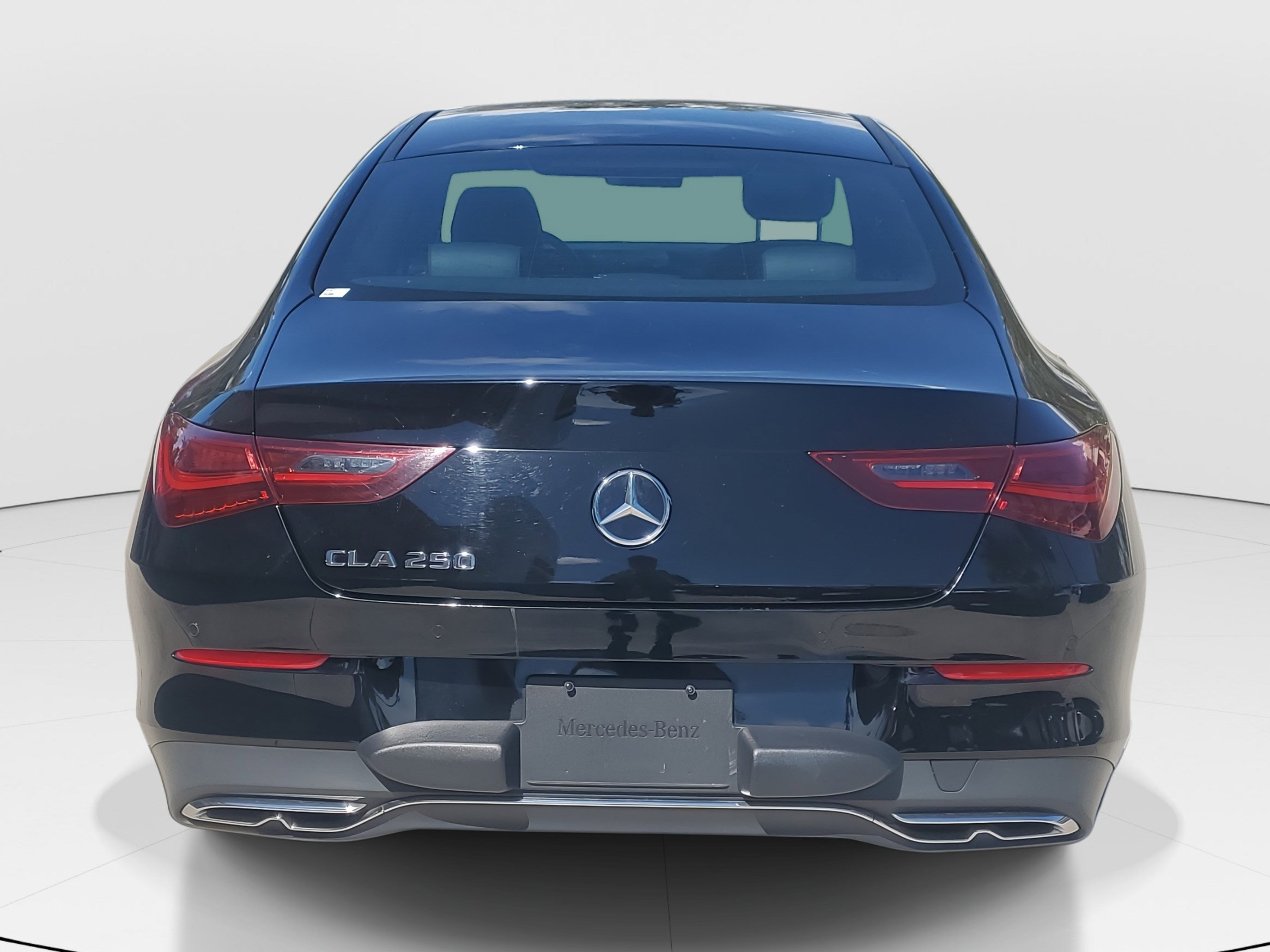 2025 Mercedes Benz CLA 250 photo 4