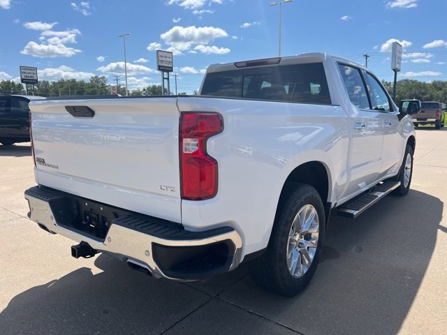 2021 Chevrolet Silverado 1500 LTZ photo 4