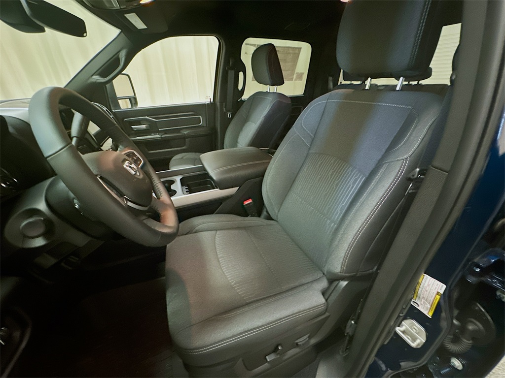 2024 Ram 2500 Big Horn photo 5