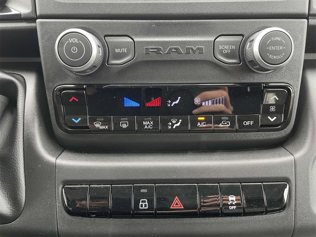 2025 Ram ProMaster 2500 photo 16