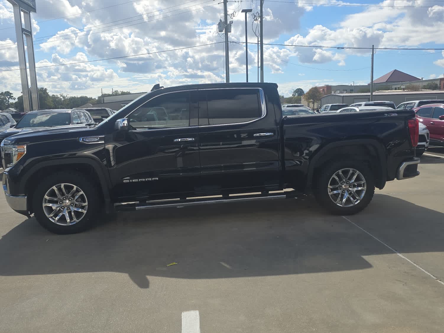 2021 GMC Sierra 1500 SLT's photo