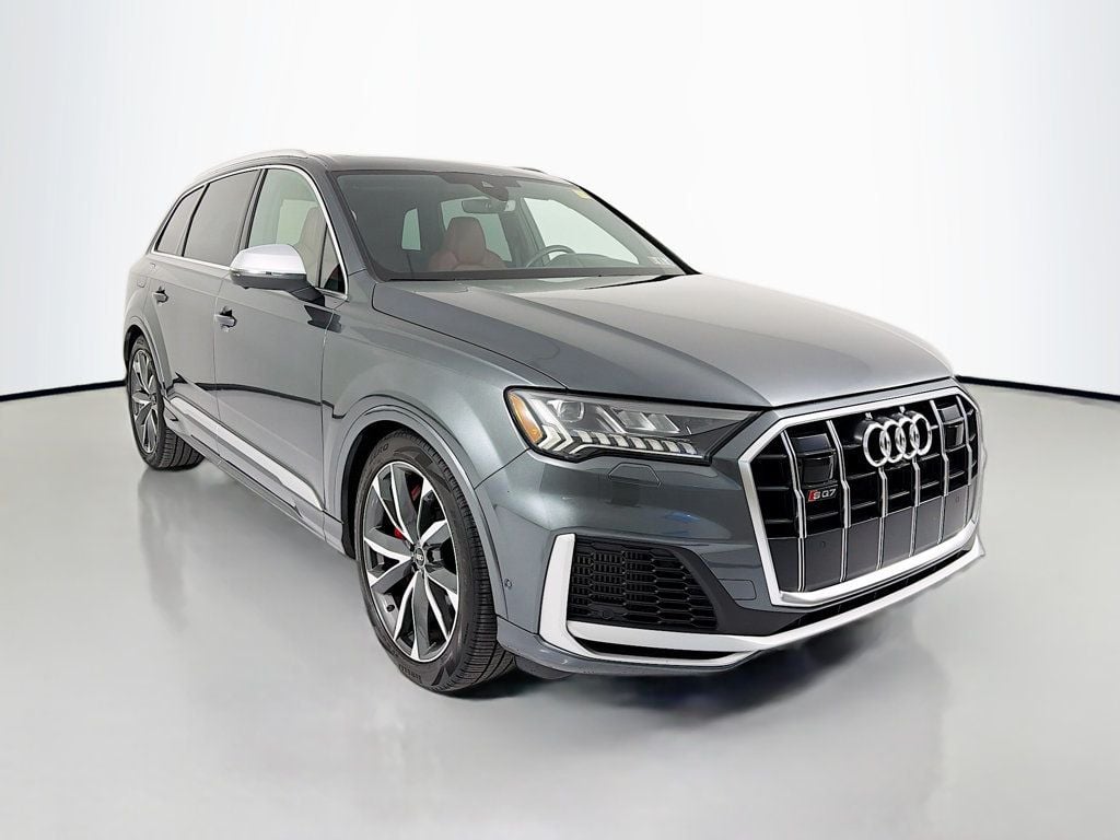 2022 Audi SQ7 Premium Plus's photo