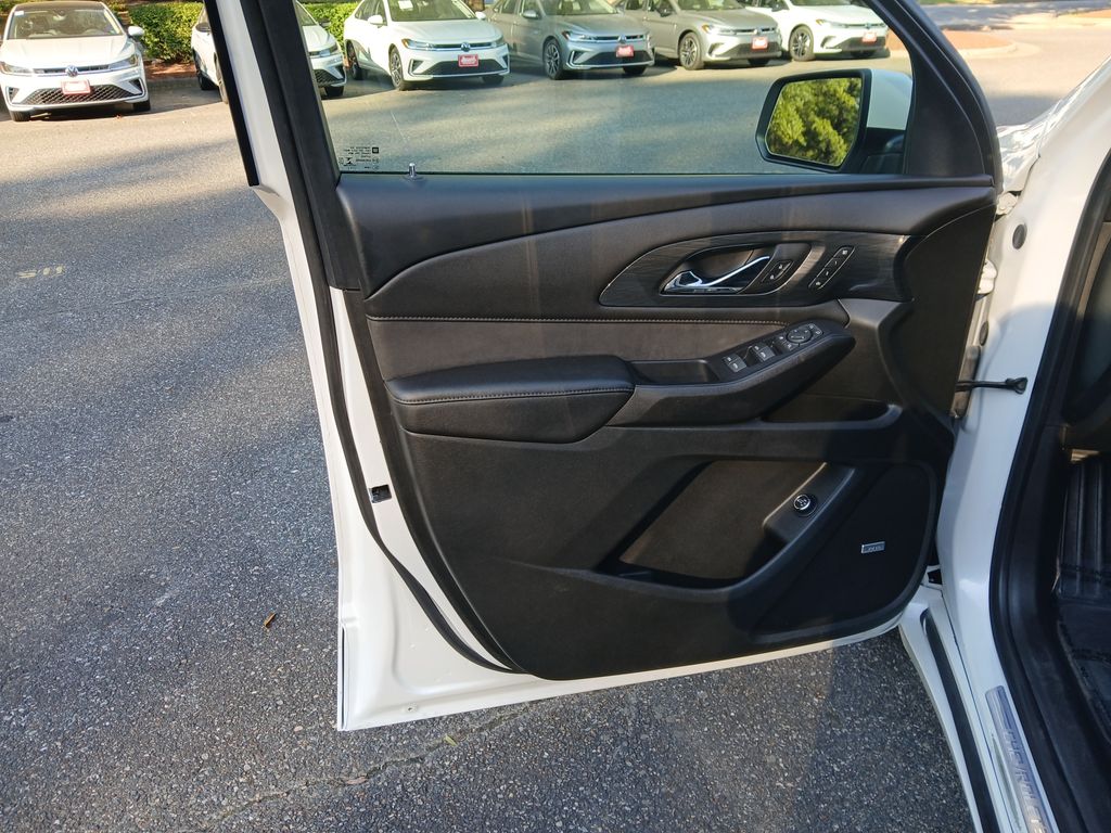 2022 Chevrolet Traverse High Country photo 10