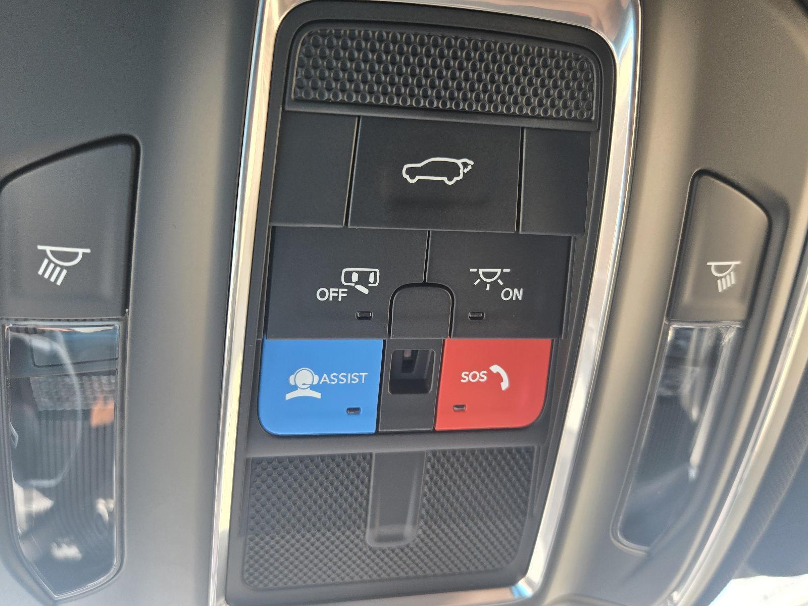 2025 Jeep Grand Cherokee Limited photo 19