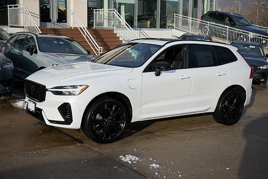 2026 VOLVO XC60 - Image 5