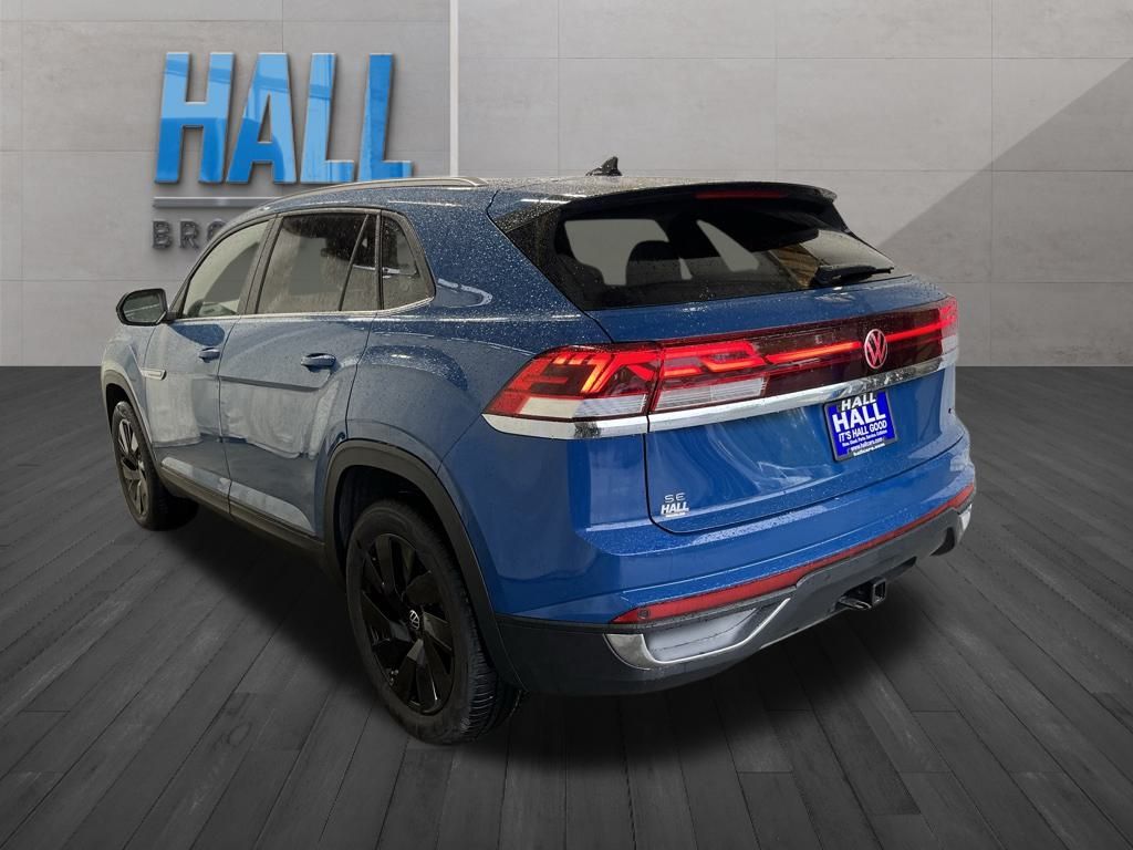 2025 Volkswagen Atlas Cross Sport SE Technology photo 3