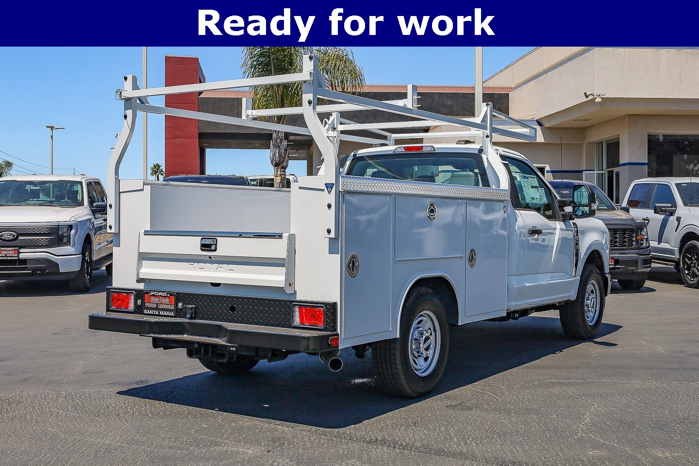 2025 Ford F-250 XL photo 4