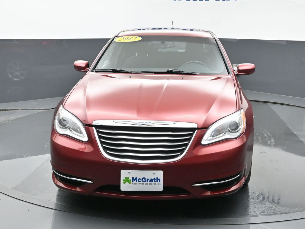 2012 Chrysler 200 Touring photo 3