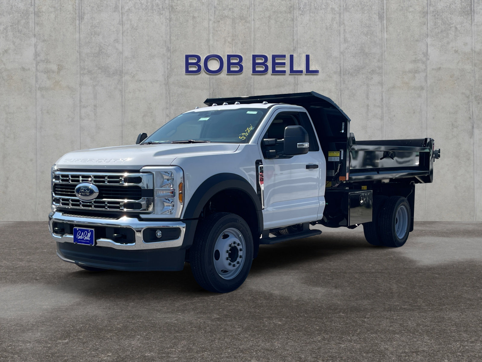 2024 Ford F-450 Super Duty Chassis Cab XL's photo
