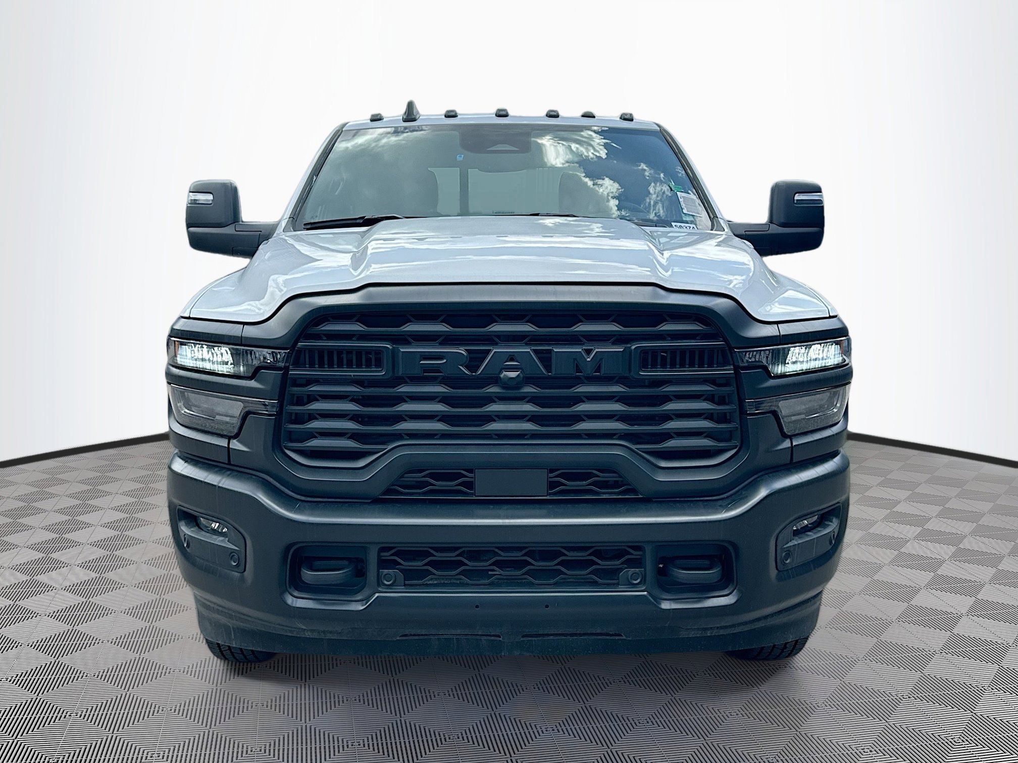 2025 Ram 3500 Tradesman photo 2