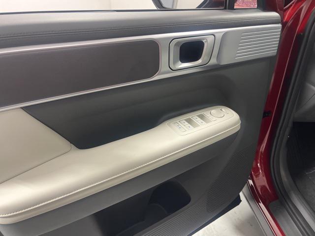 2026 Hyundai Santa Fe SEL photo 4