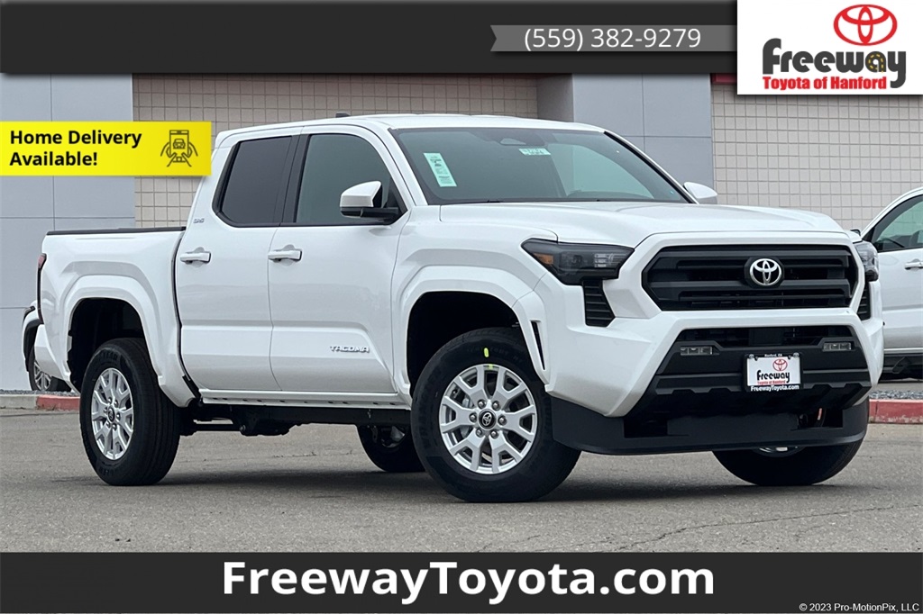 2026 Toyota Tacoma SR5's photo