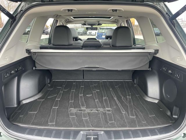 2023 Subaru Forester Touring photo 6