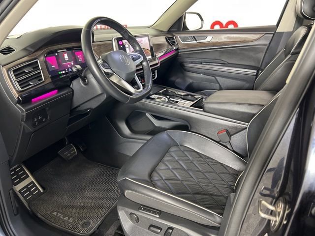 2024 Volkswagen Atlas SEL Premium R-Line photo 15