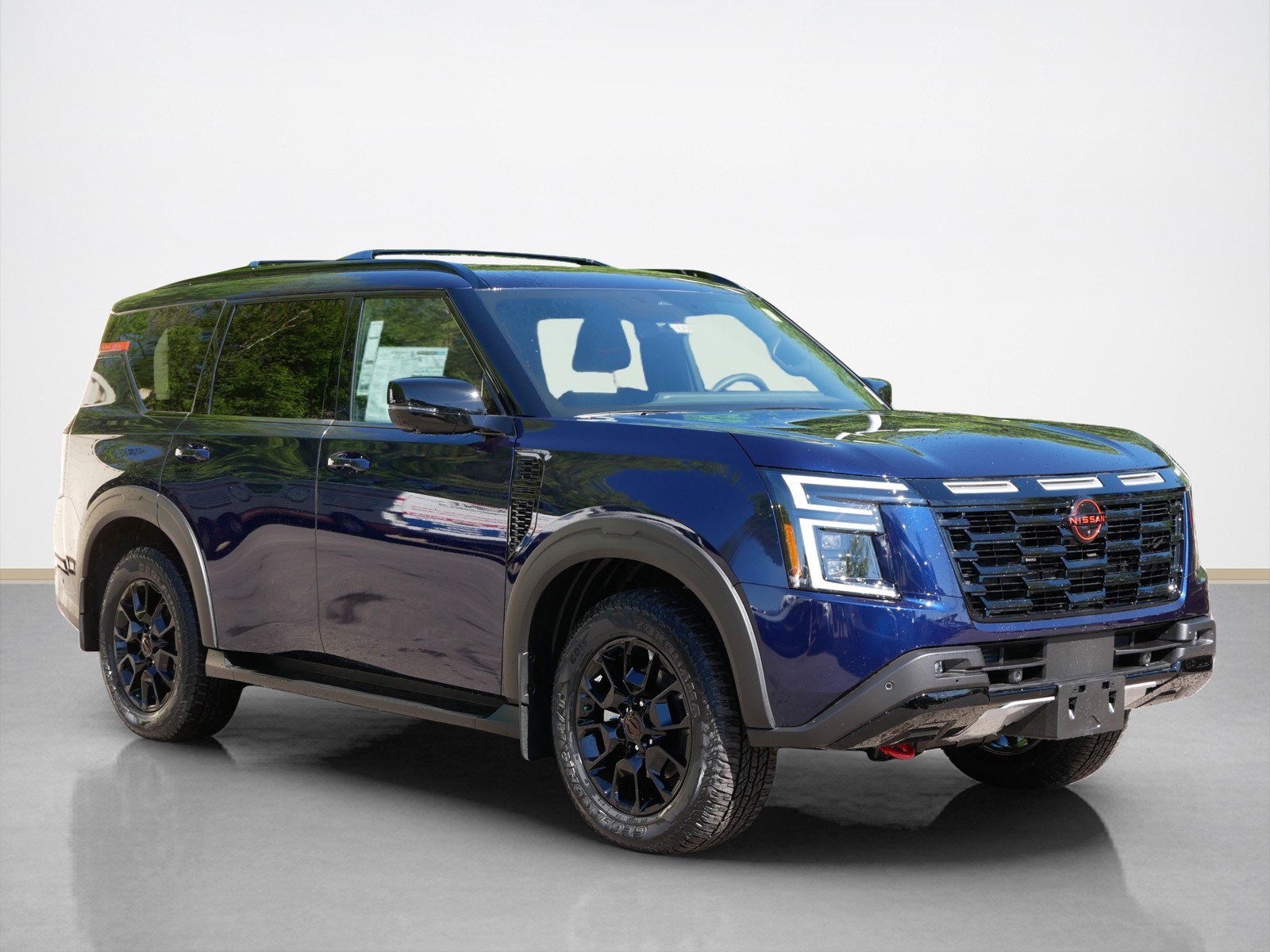 2025 Nissan Armada PRO-4X's photo