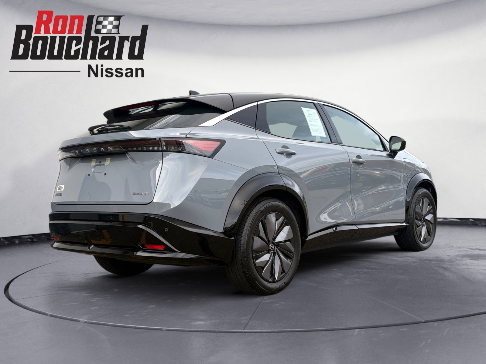 2023 Nissan ARIYA Engage Evolve+ Empower photo 2