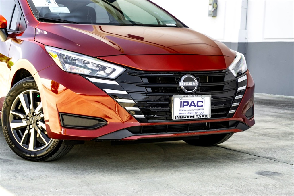 2025 Nissan Versa SV photo 2