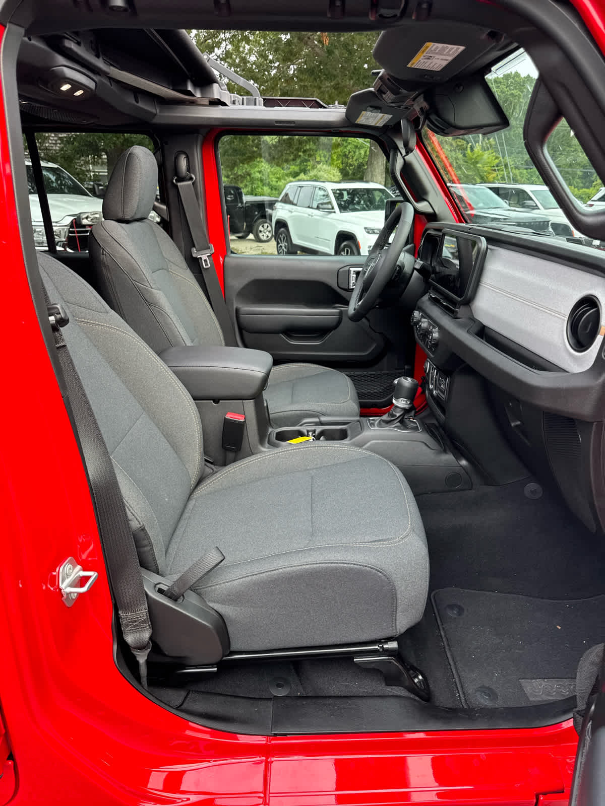 2025 Jeep Wrangler Sport S photo 20