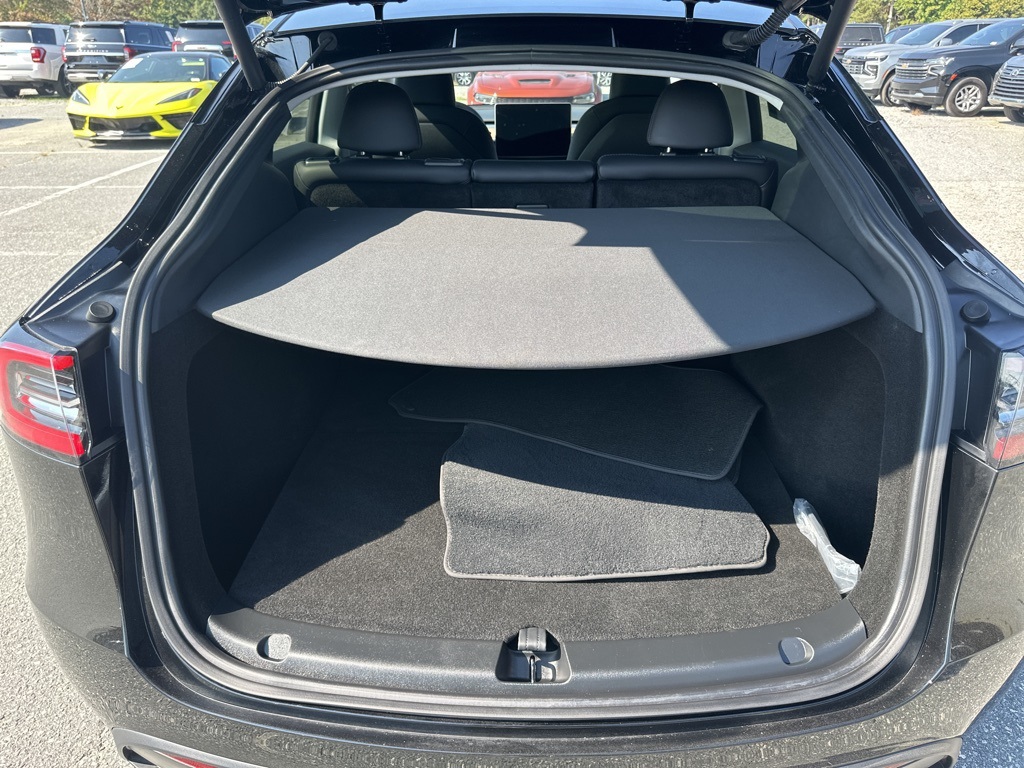 2024 Tesla Model Y Long Range photo 24