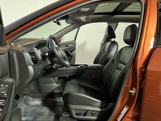 2022 Nissan Rogue SL photo 19