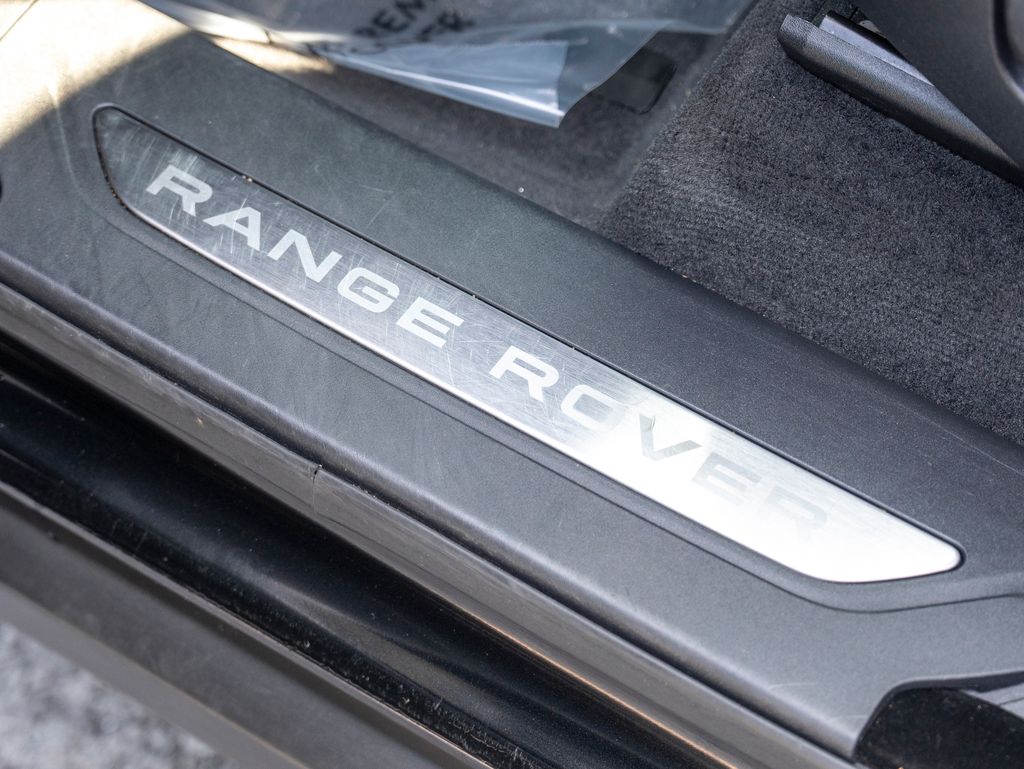 2024 Land Rover Range Rover Velar S Velar photo 14