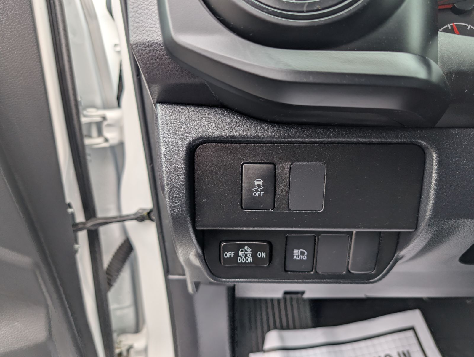 2023 Toyota Tacoma SR 4x4 Double Cab photo 13