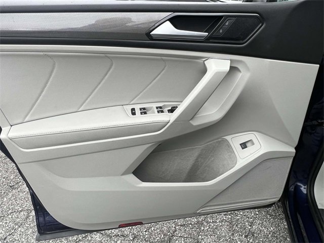 2022 Volkswagen Tiguan SE photo 12