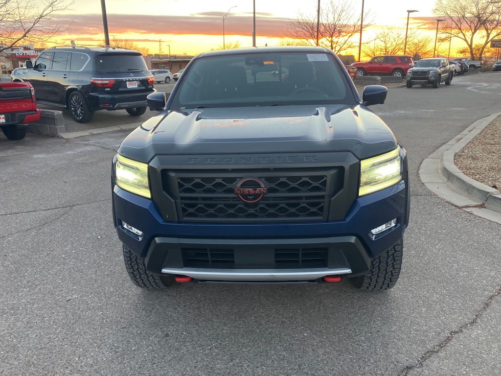 2023 Nissan Frontier PRO-4X photo 2