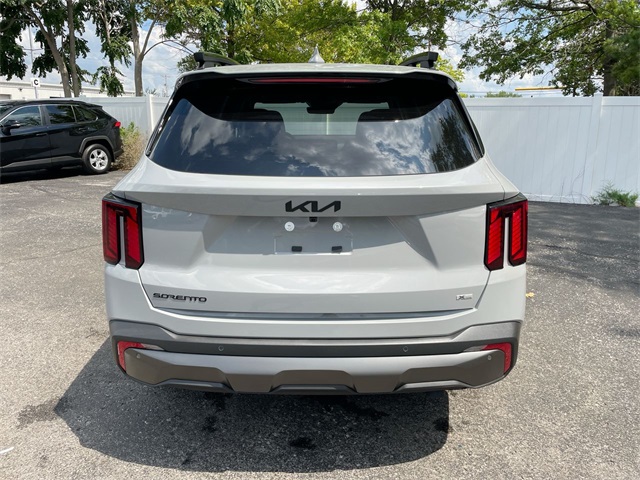 2025 Kia Sorento X-Line SX photo 8