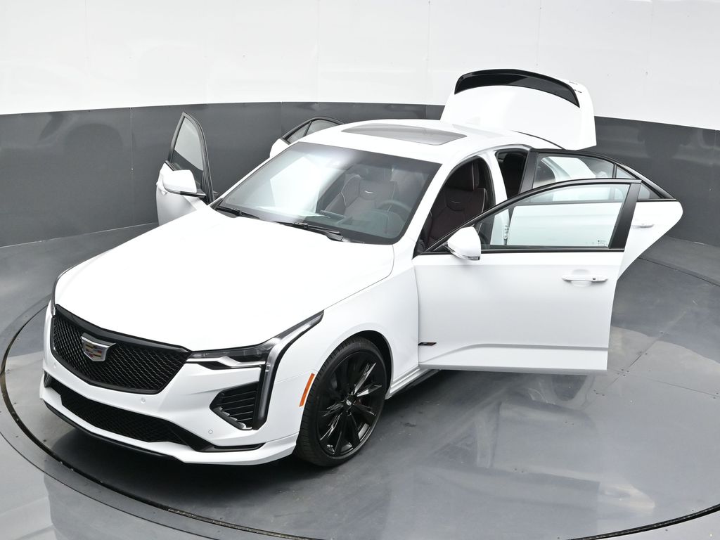 2025 Cadillac CT4 photo 25