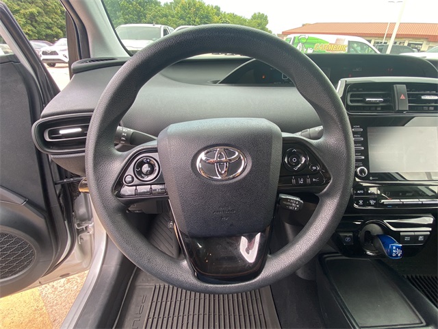 2022 Toyota Prius L photo 21
