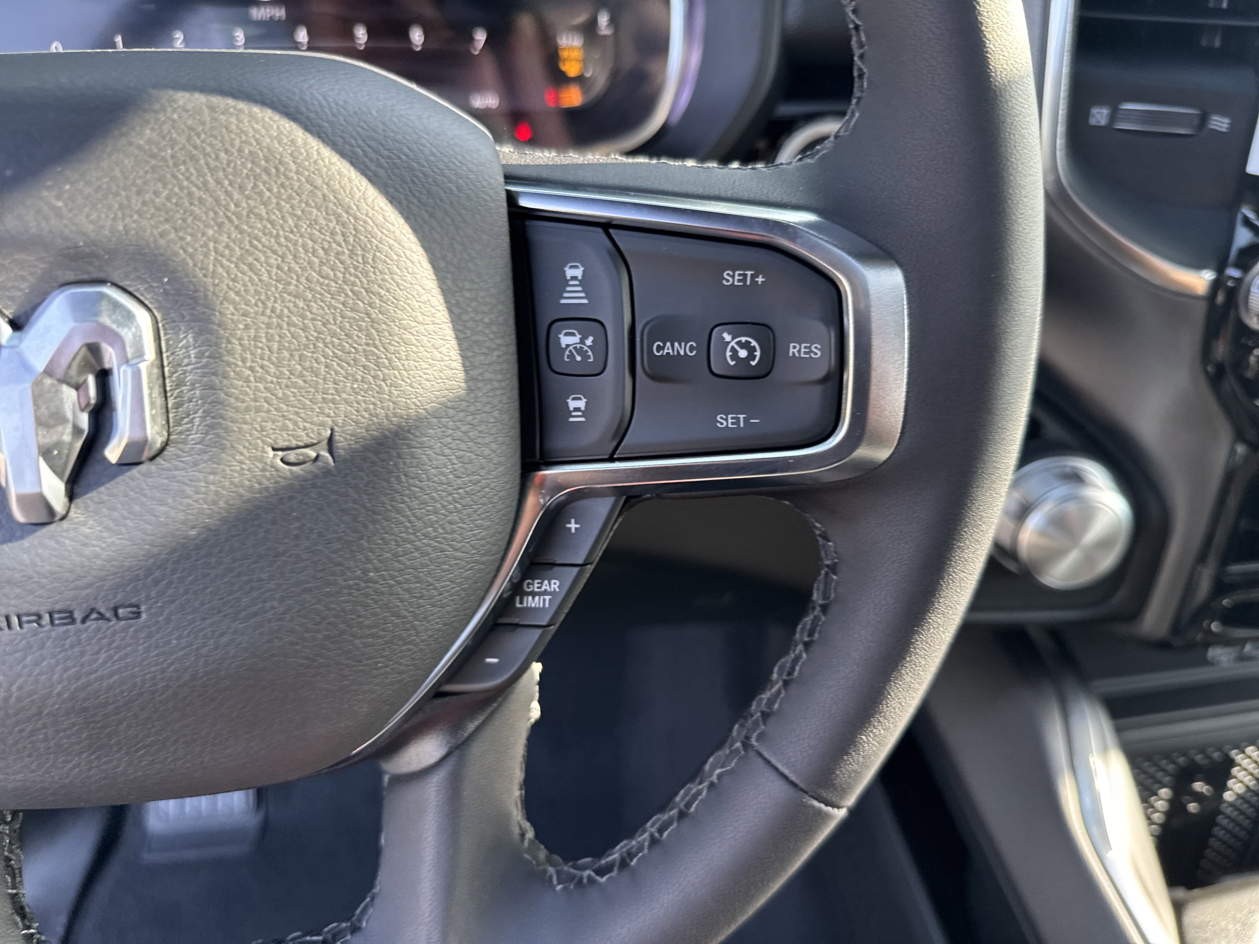 2025 Ram 1500 Laramie photo 17