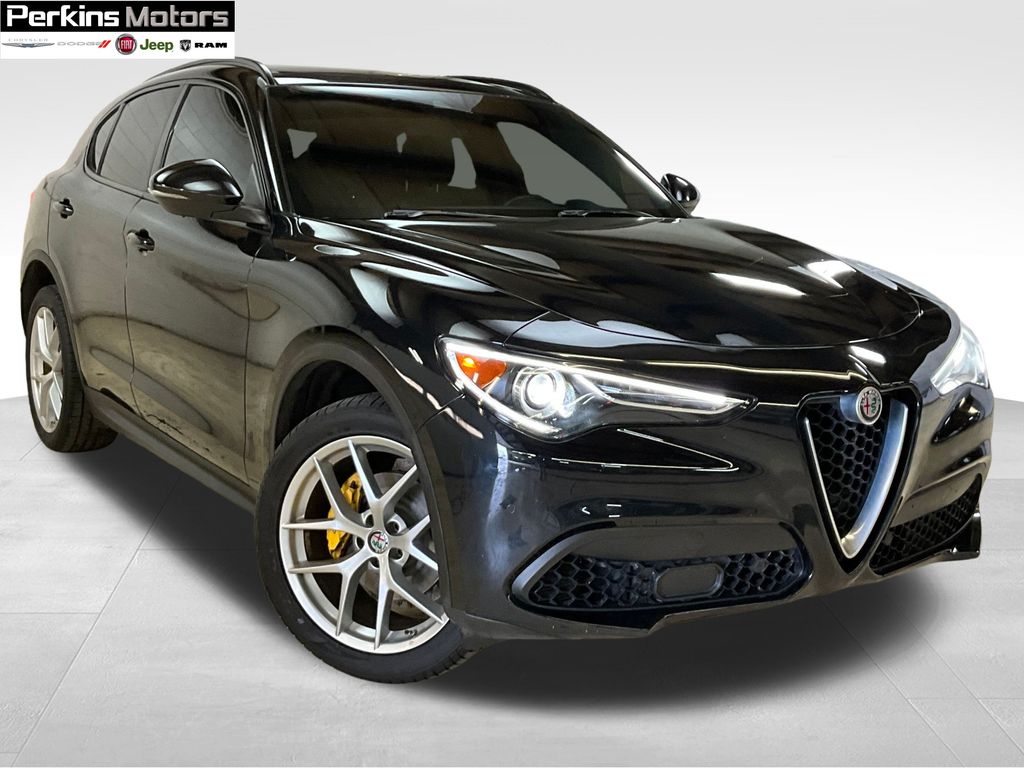 2018 Alfa Romeo Stelvio Ti Sport