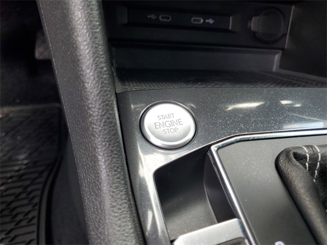 2021 Volkswagen Tiguan SE photo 22