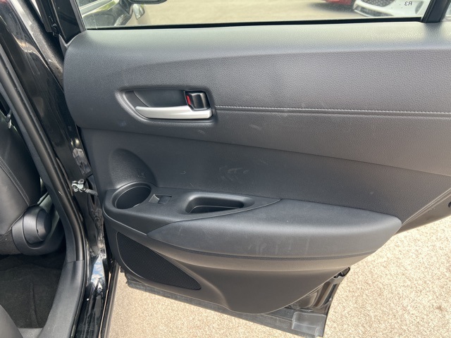 2022 Toyota Corolla Cross XLE photo 10