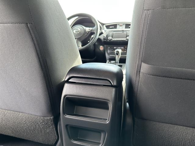 2018 Nissan Sentra S photo 15