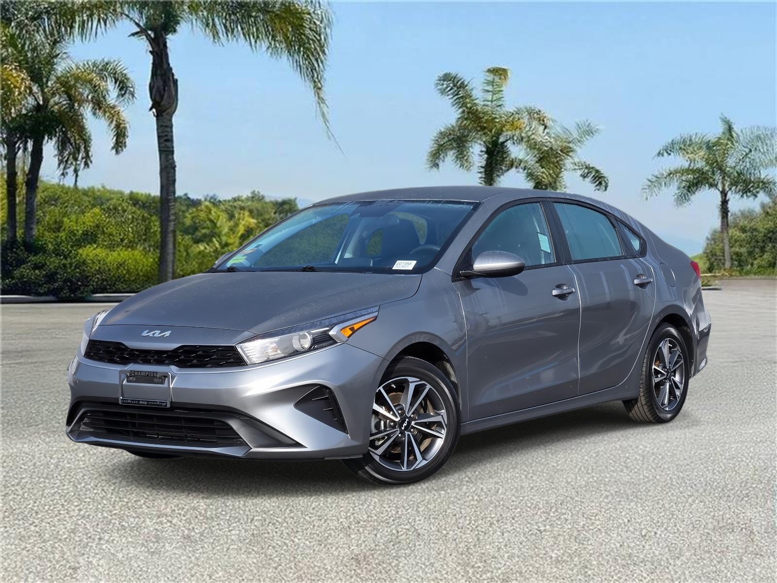 2023 Kia Forte LXS's photo