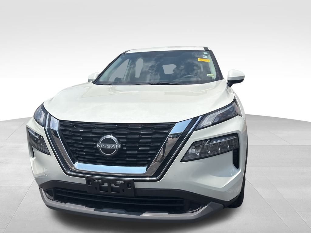 2023 Nissan Rogue SV photo 12