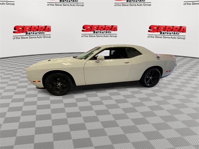 2019 Dodge Challenger SXT photo 5